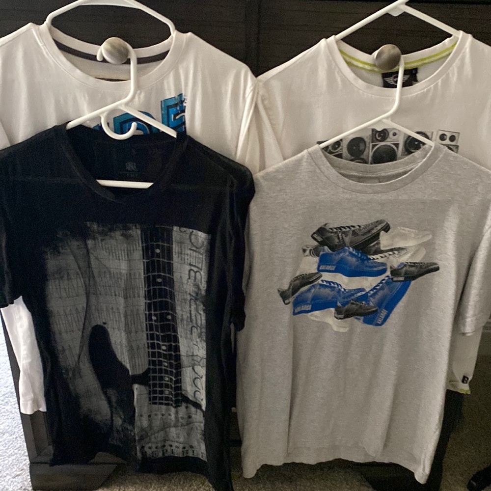 4 random graphic tshirts